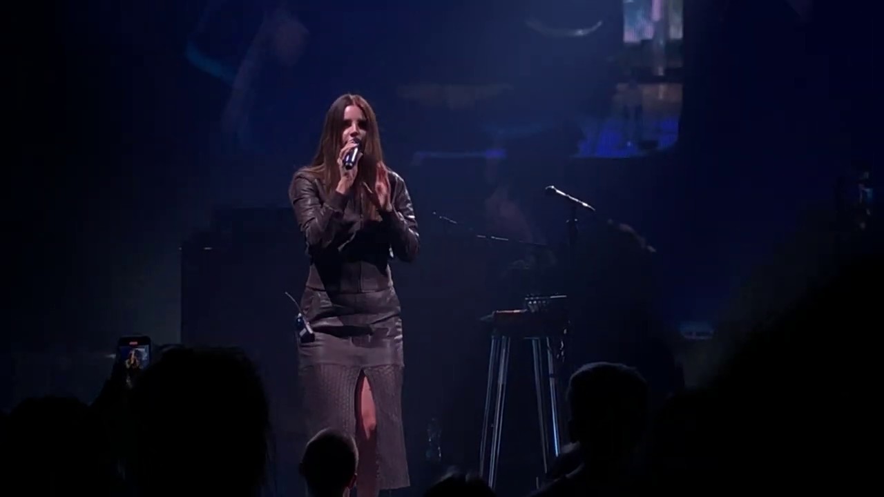 Lana Del Rey – Cinnamon Girl, Live at the Orpheum Theatre, Omaha, NE (11/13/2019)