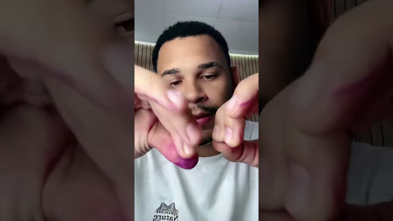 Como fazer um colar de cola quente