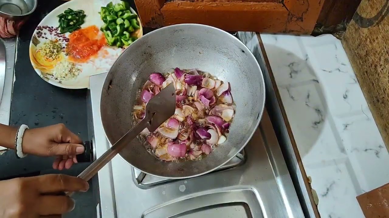 ঘরোয়া স্টাইল চিলিচিকান || Ghorya style chilichikan #views #viralvideo #viral