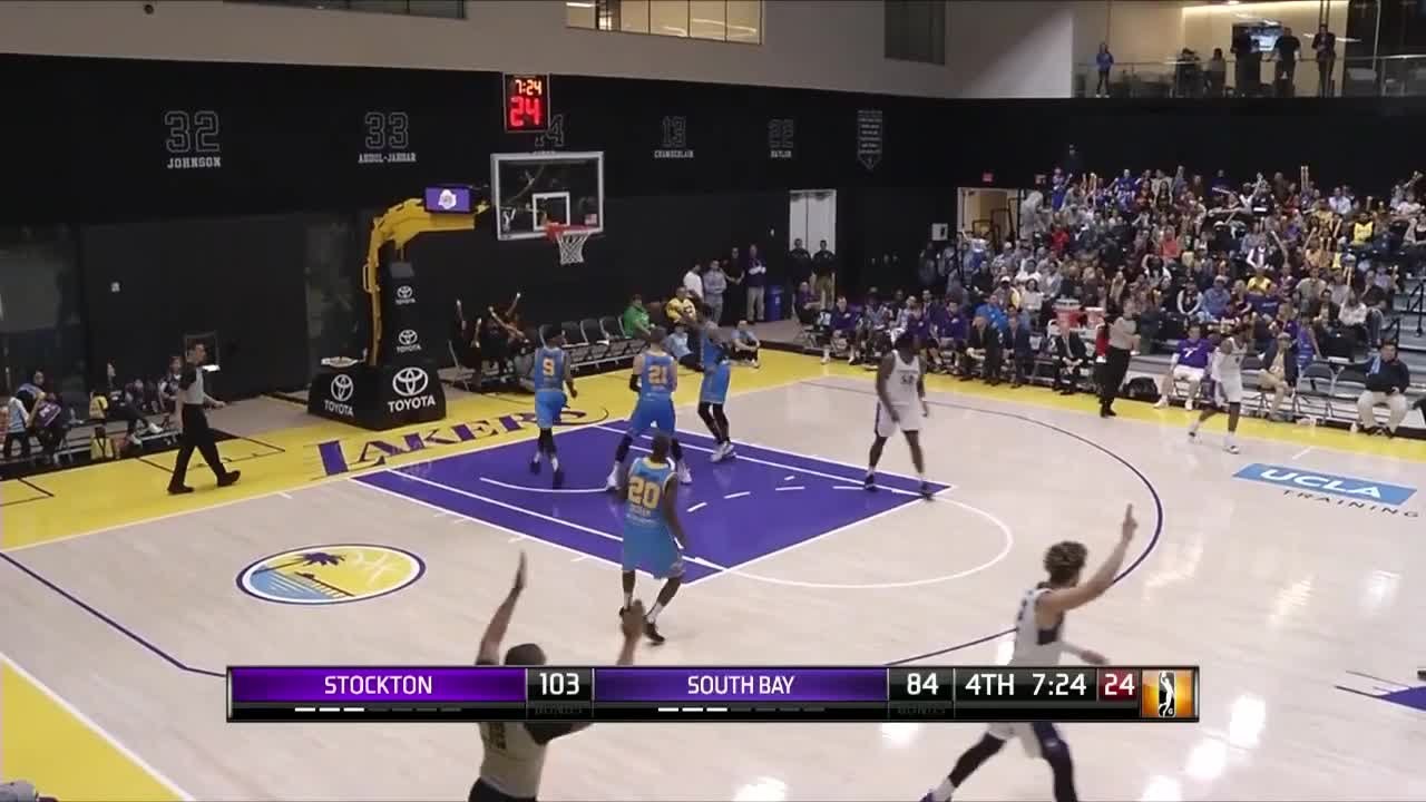 Troy Williams with 30 Points vs. South Bay Lakers