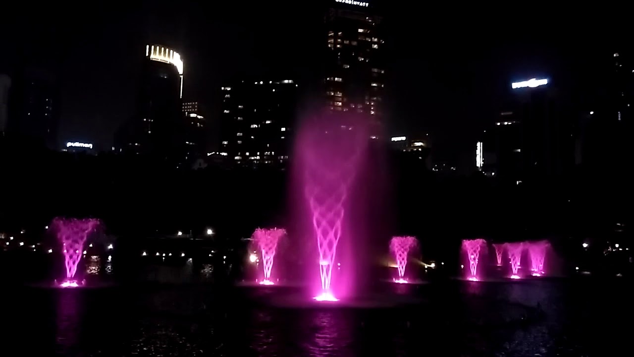 Water Fountain Show with Arabic music at KLCC, Malaysia