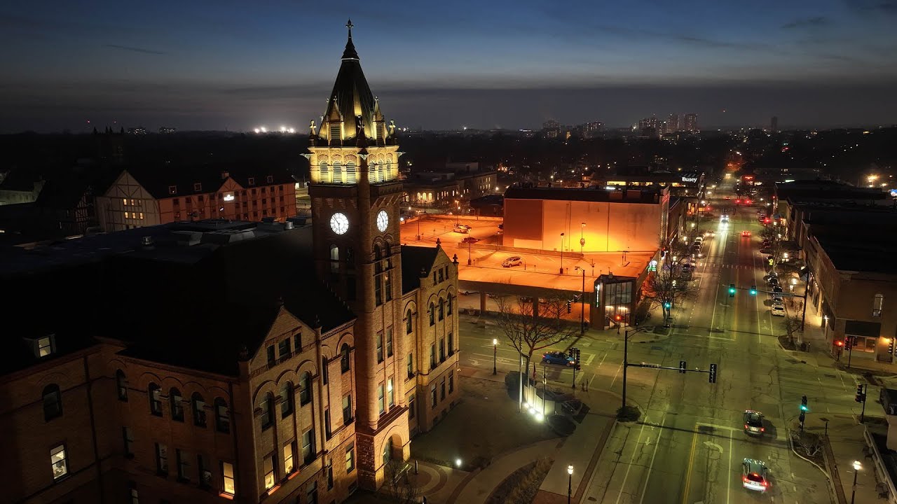 Champaign, IL County Courthouse 4k Aerial Drone Footage