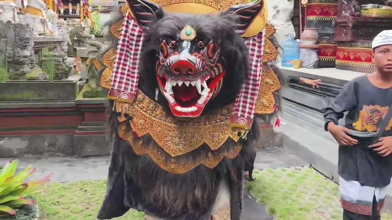 Beyond Eat Pray Love: A Day at Ketut Liyer’s Spirit House, Bali