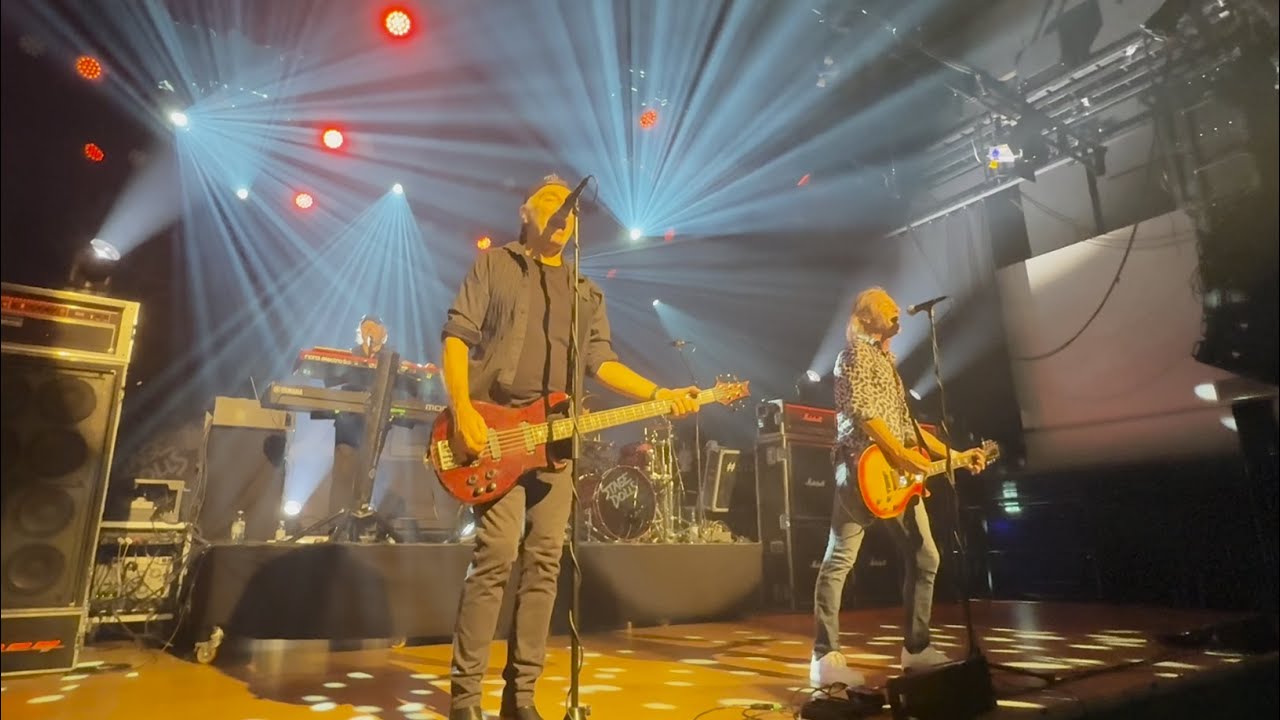 Stage Dolls - Love Don't Bother Me, live @ Peer Gynt Salen, Bergen, Norway, November 16th 2024