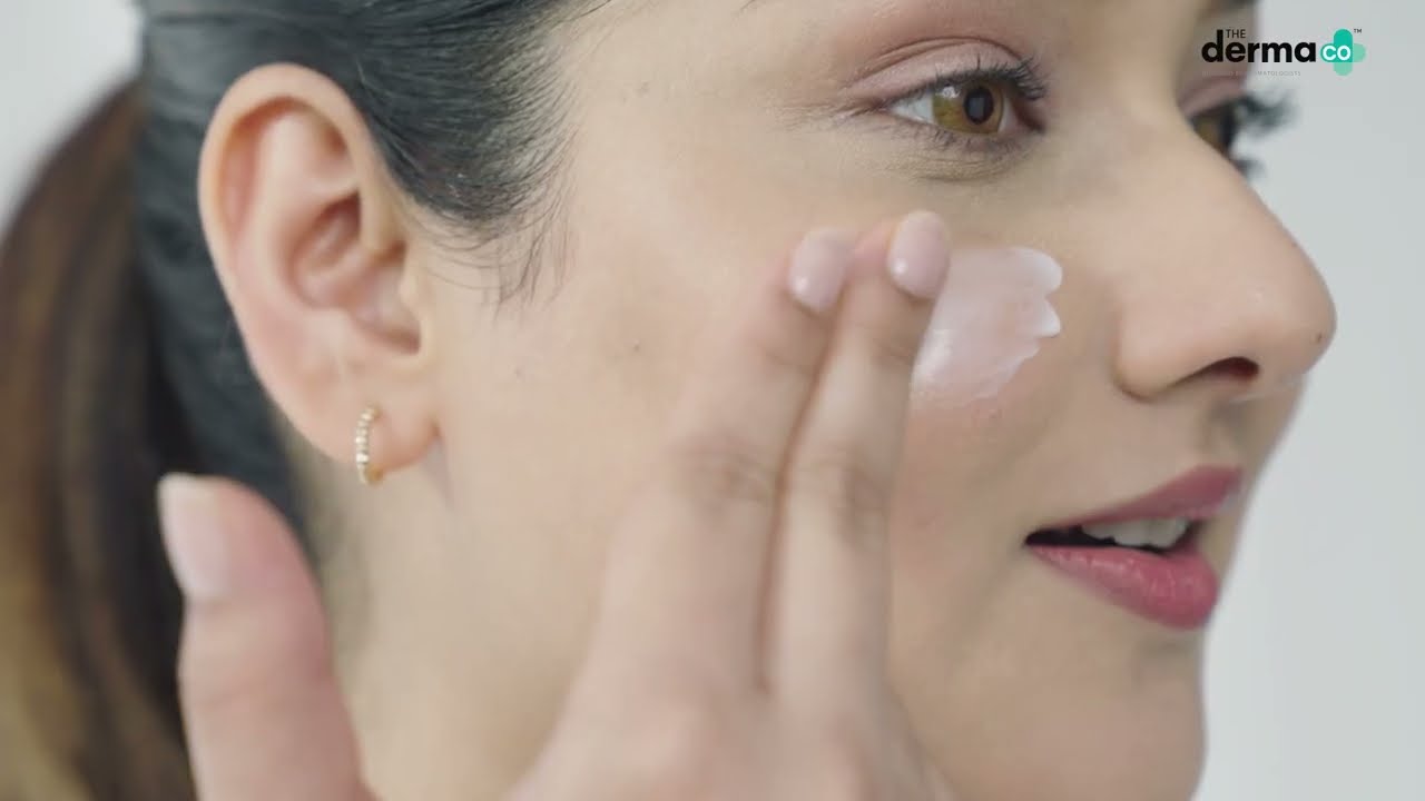 The Derma Co | 1% Hyaluronic Sunscreen Aqua Gel | No White Cast | Feather-Light Formula