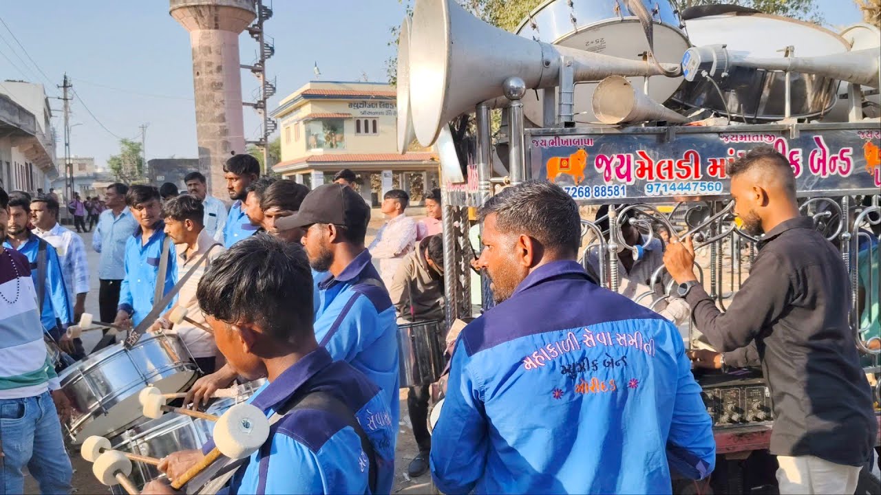 #vlog આજ ભુકા બોલાવિ દીધા જય મેલડી માં મ્યુઝિક બેન્ડ  મોડીદર #vlogger 