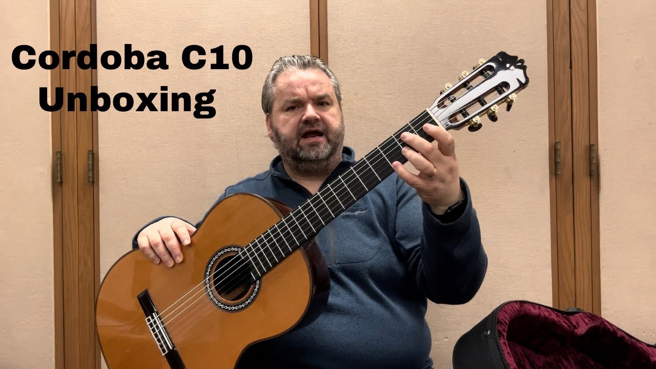 Cordoba C10 CD Classical Guitar Unboxing