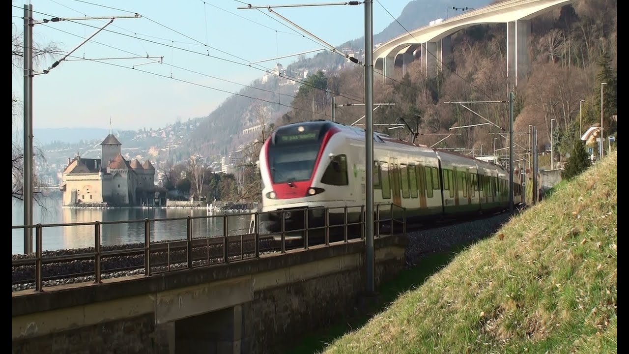 Train près du château de Chillon