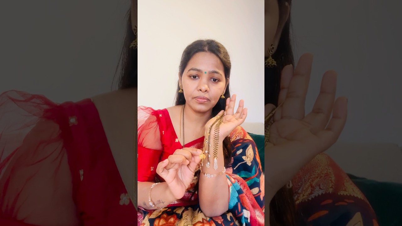 My gold jewellery collection | Black beads mangalsutra designs | #blackbeads #dimond