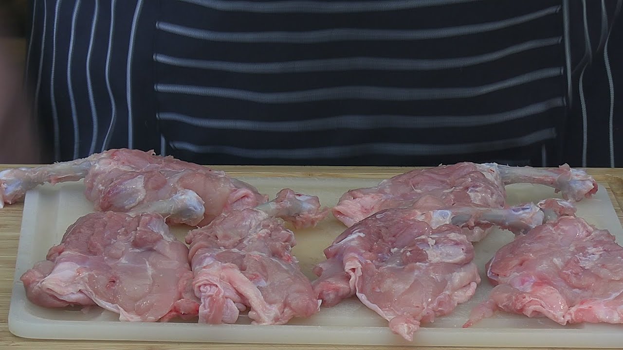 Przepyszny przepis na kawałki kurczaka w sosie paprykowym / Oddaszfartucha