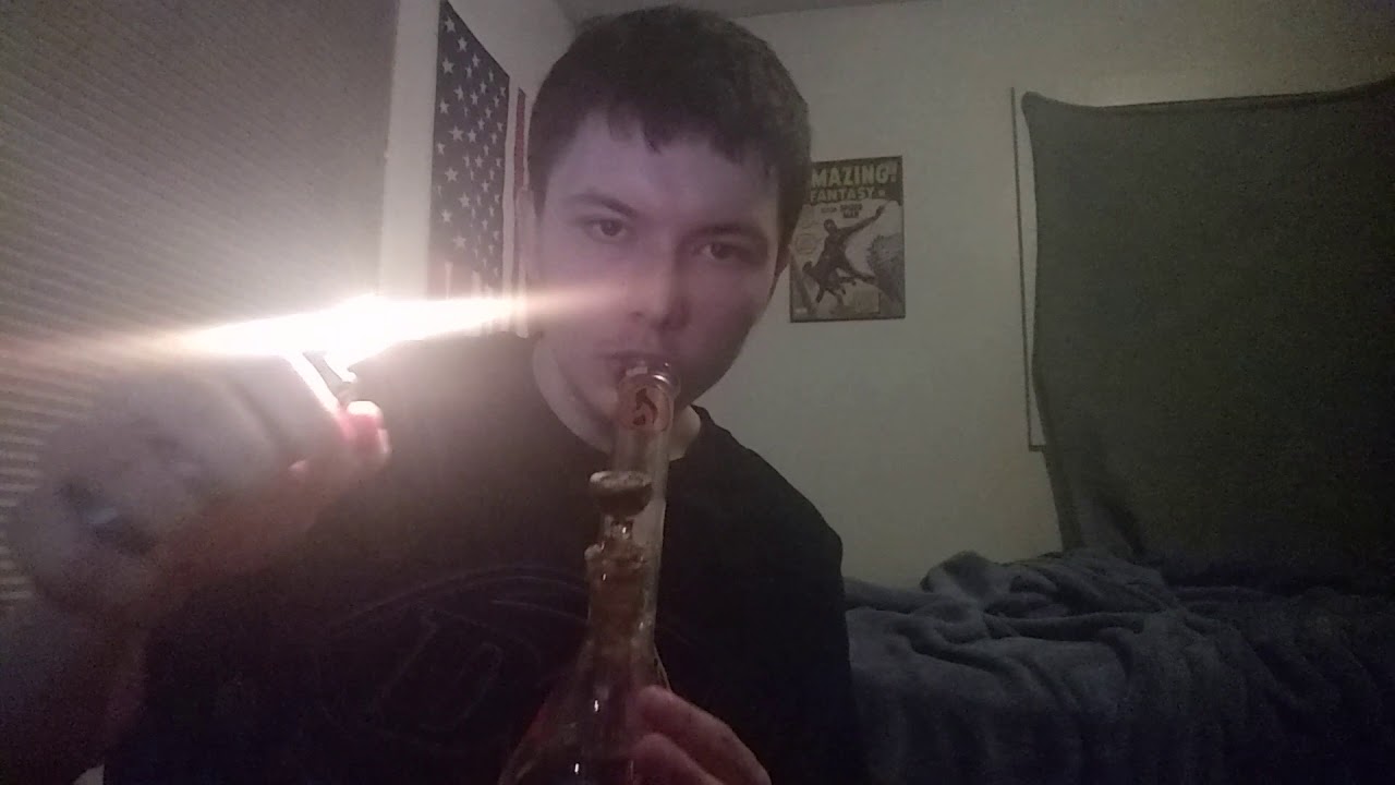 Multiple bowl smoke sesh