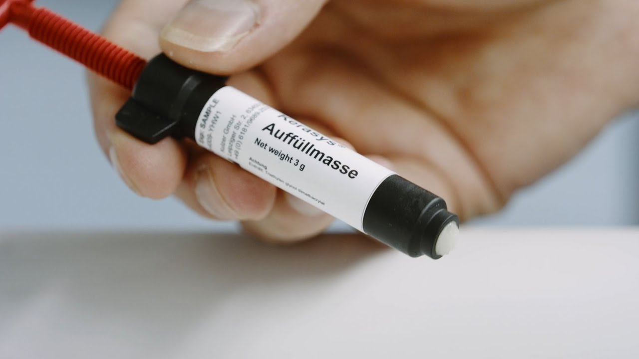 Kerasys Keramik Reparatur Kit. Schnelle und einfache Reparatur von tiefen Schadstellen an Keramiken.