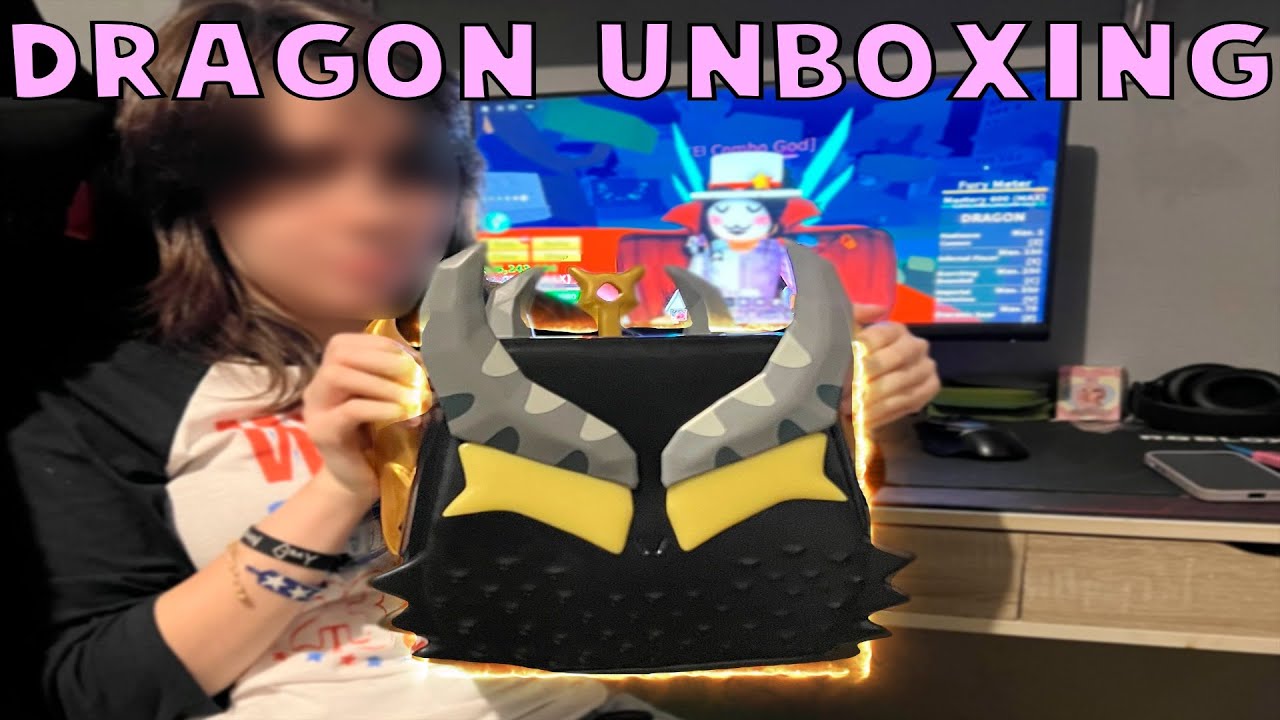 Распаковка набора Blox Fruits Ultimate Dragon Bundle