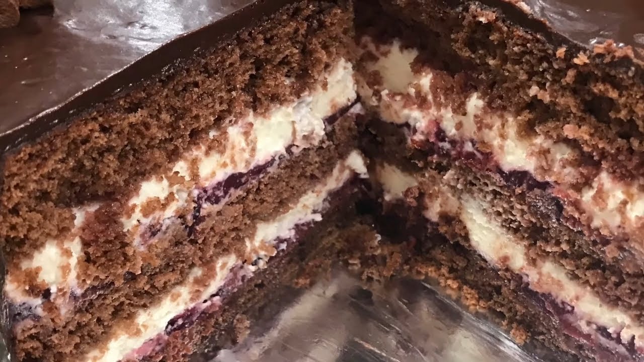Chocolate cherry cake