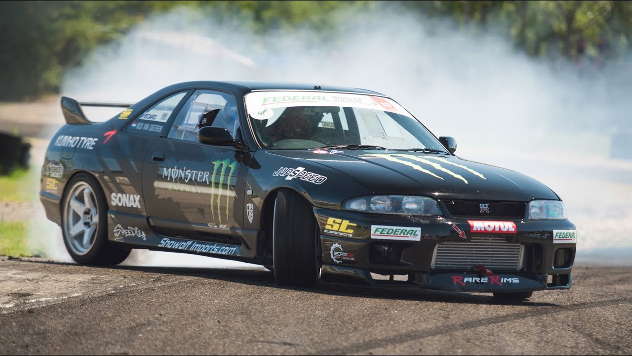 600HP Nissan Skyline R33 DRIFTING - Turbo Sound w/ External Wastegate & Screamer Pipe!