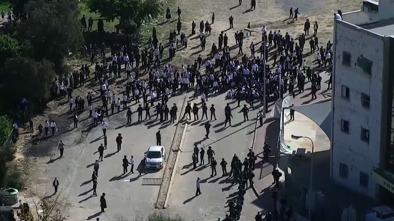 עצורים ופצועים בעימותים בין חרדים לשוטרים בירושלים ובאשדוד