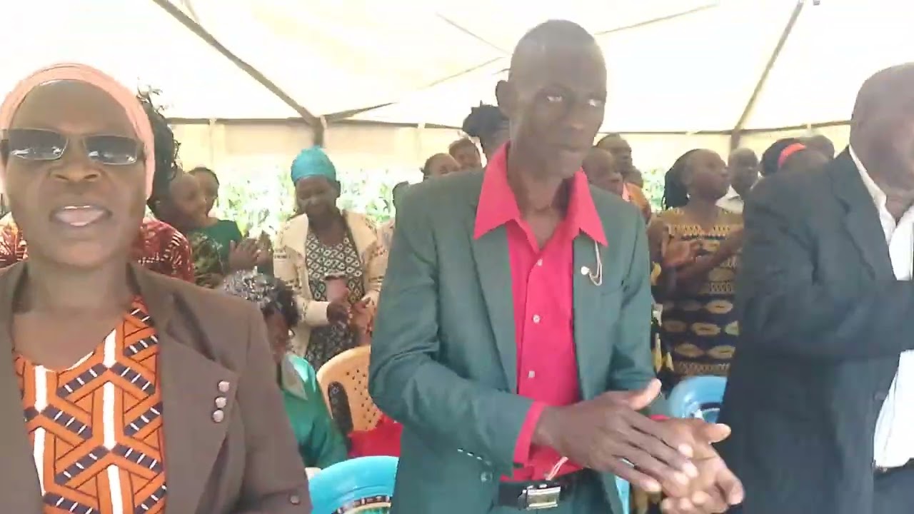 Praise at Kongoli Village part 2