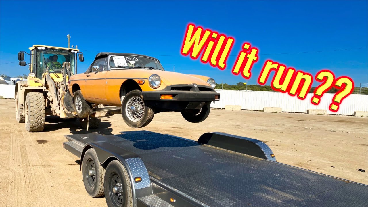 I Won a 1975 MGB from IAAI for $2500 - Sat for 16 Years! Will it run?