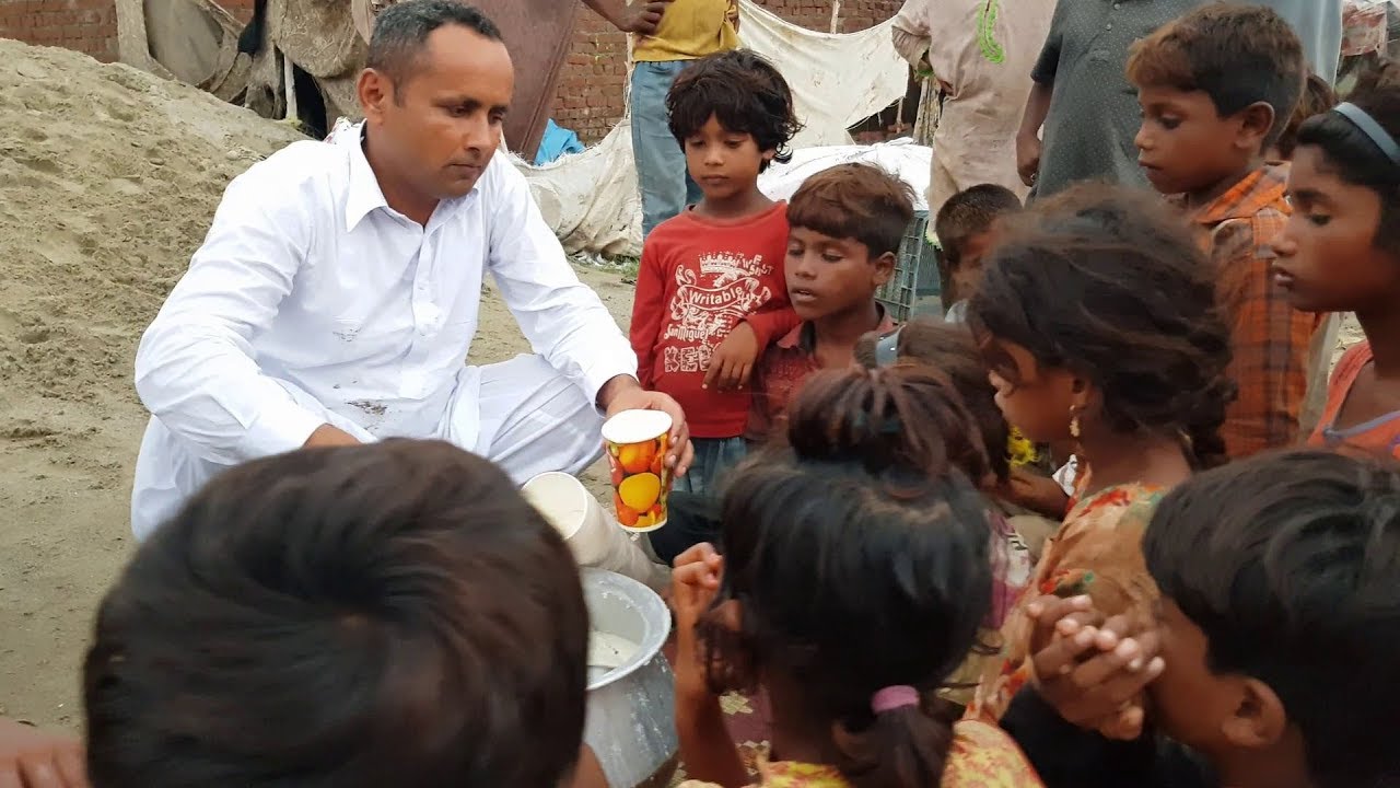 Rabri Doodh Recipe | Special Rabri Milk by Mubashir Saddique | Village Food Secrets