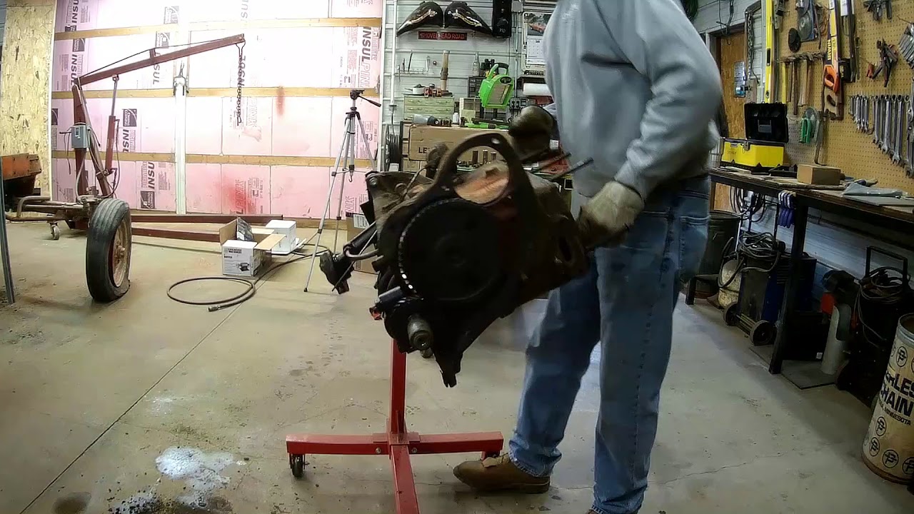 Allis Chalmers WD45 Restoration Engine Disassembly Ep.4
