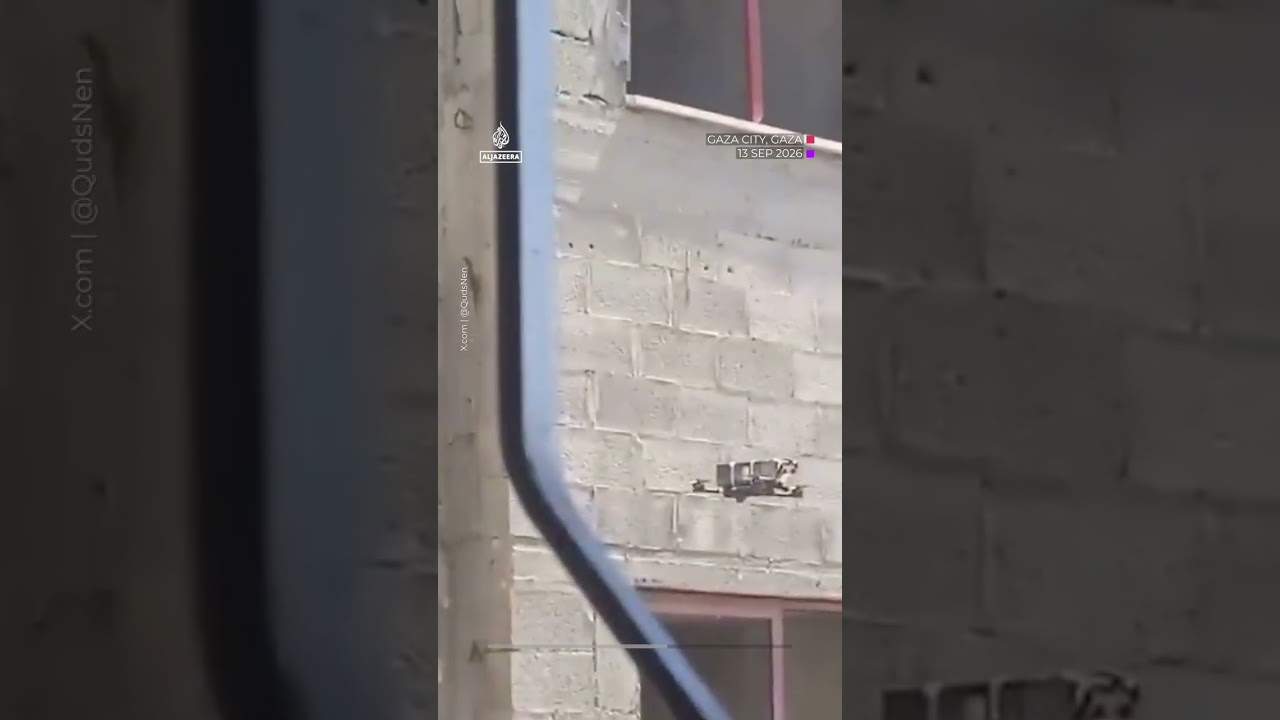 Israeli quadcopter terrorises homes in Gaza City