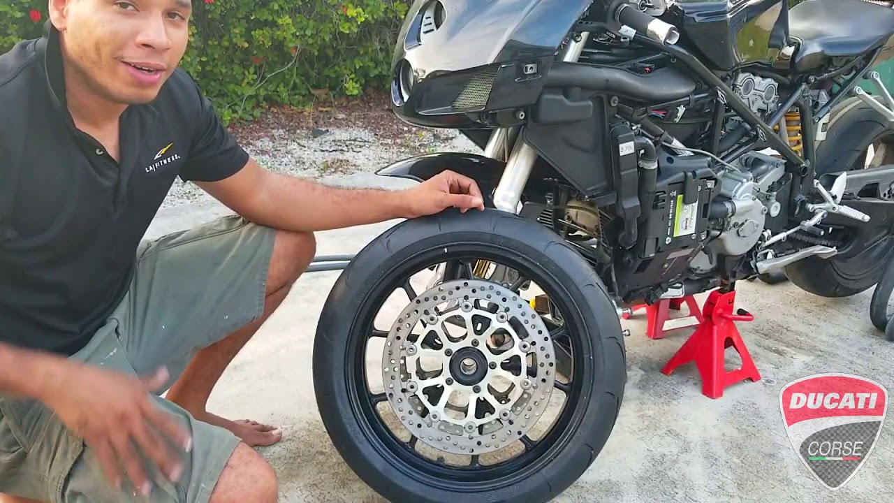 How to Remove Ducati 999 Front Wheel
