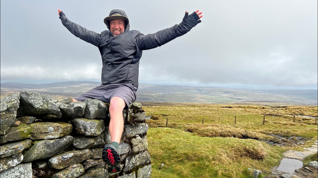 Day 9. The Pennine Way. Hawes to Tan Hill. Long Slog up Great Shunner Fell.