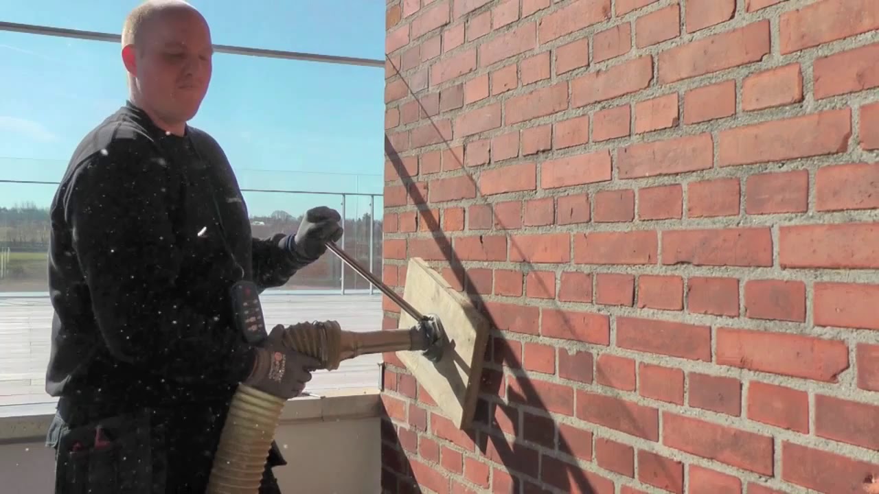 Sådan foregår hulmursisolering