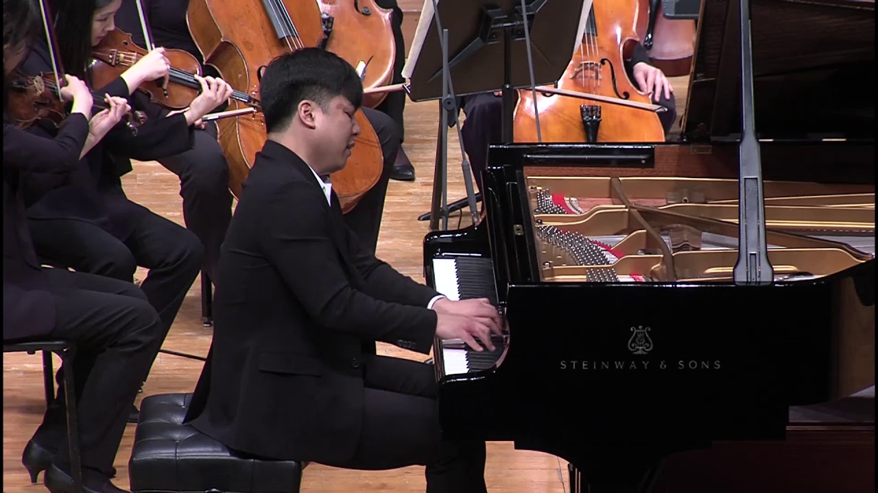 Beethoven Piano Concerto no.5 op.73 in E flat major JeugBeum Sohn 손정범