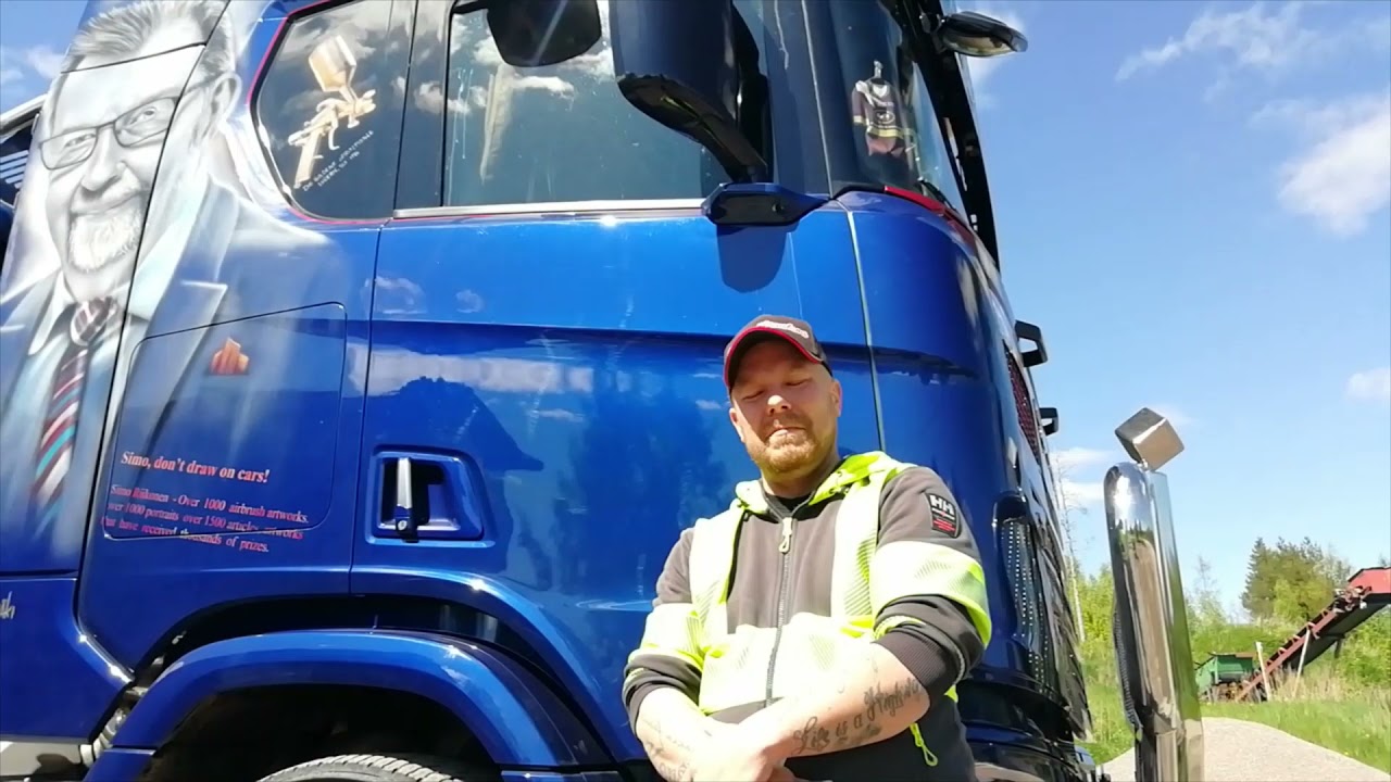 Design Simo  Riikonen ja Juha Järvisen Scania R 770