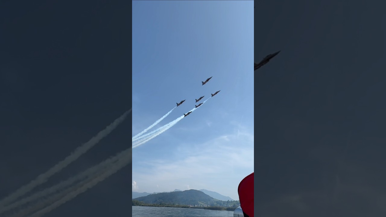 Patrouille Suisse &ndash; Formationsflug &uuml;ber den See!