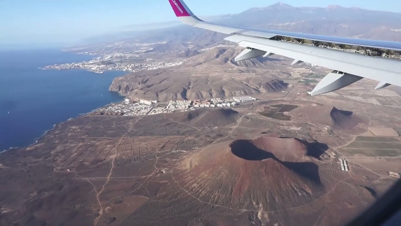 🛬Landol&aacute;s Tenerif&eacute;n | Quite turbulent Landing on Tenerife from the inside