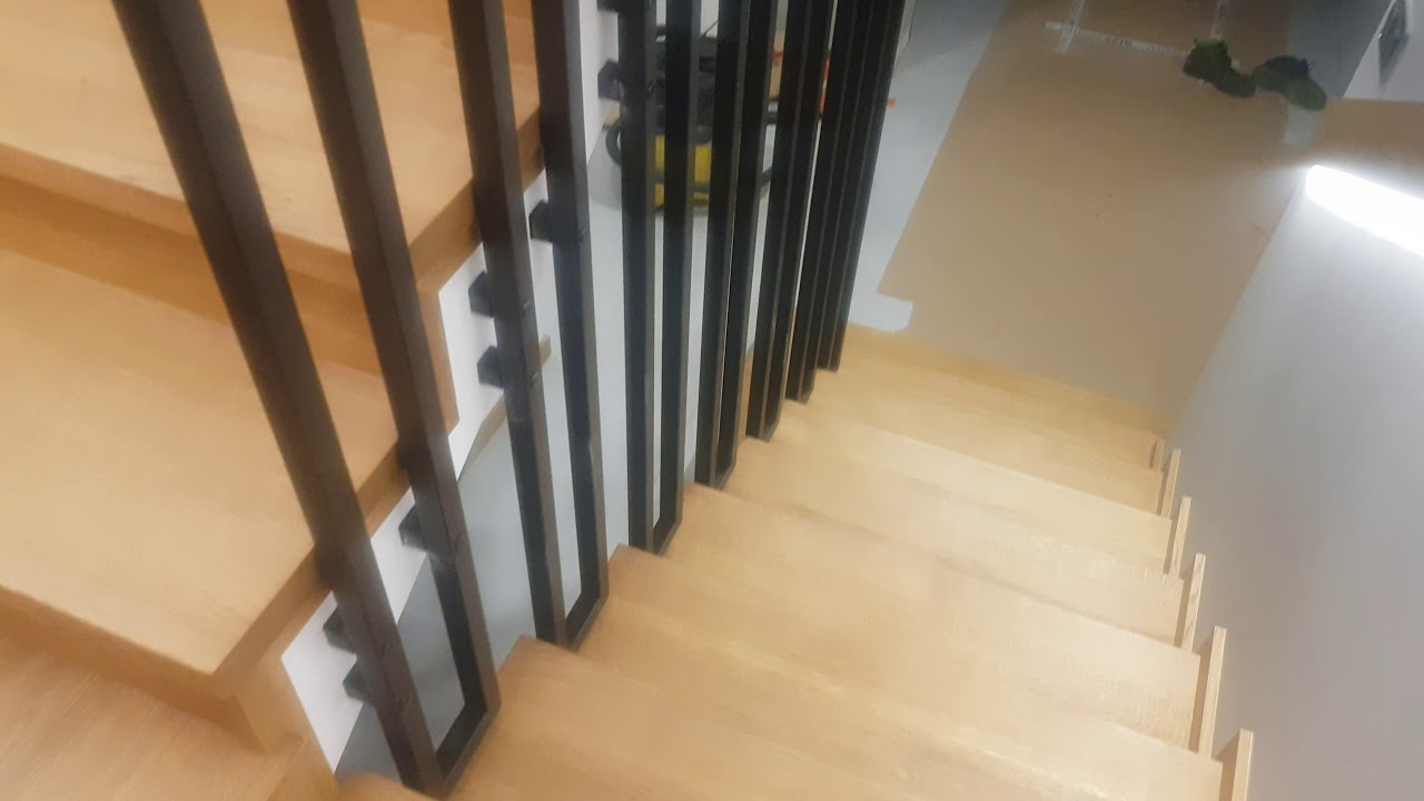 Balustrada harfa lewitująca #Loft Balustrada metalowa Balustrada schodowa Balustrada z profila
