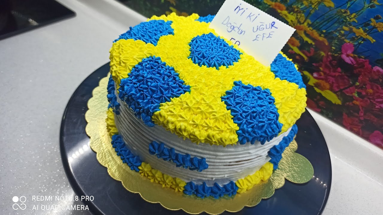 FUTBOL TOPU GÖRÜNÜMLÜ DOĞUM GÜNÜ PASTASI SÜSLEMESİ👌 FENERBAHÇE FUTBOL TOPU GÖRÜNÜMLÜ PASTA 👌