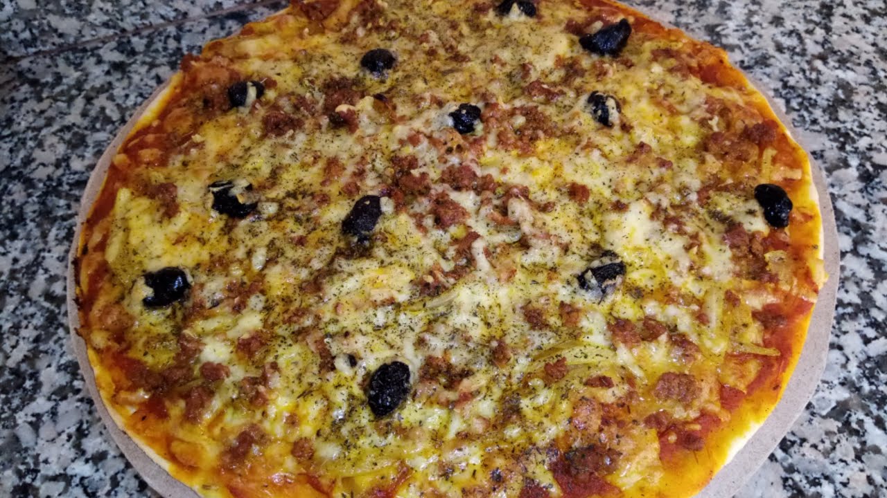 بيتزا بالكفتة عجينة ناجحة وحشوة لذيذة pitza