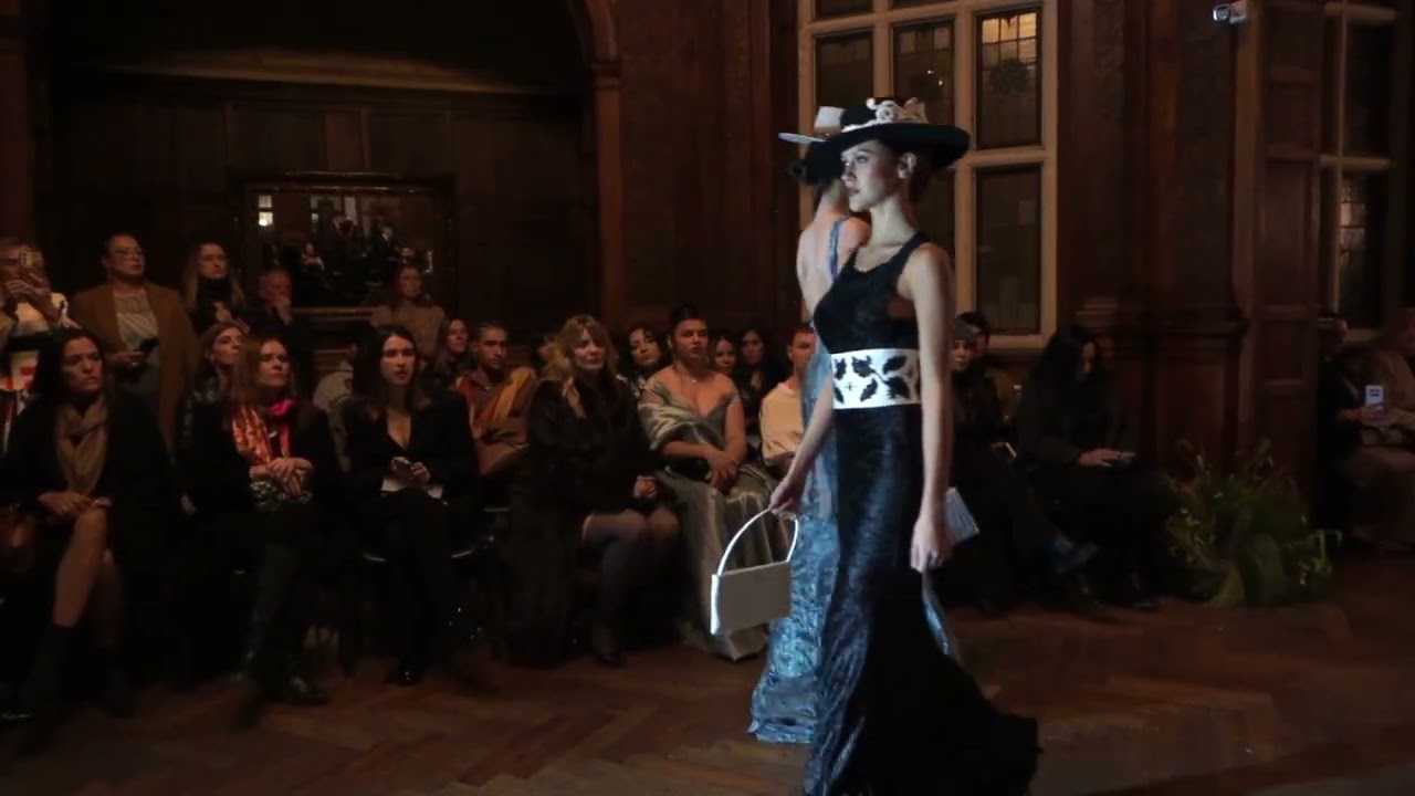 ADELMA GIL  - GLOBAL FASHION GALLERY BUENOS AIRES 2025