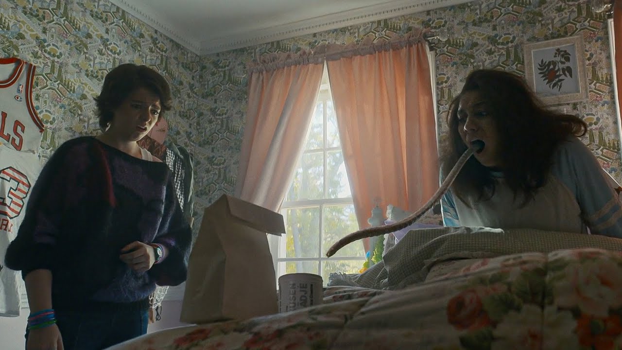 por falta de um PADRE garota precisa EXORCIZAR sozinha sua melhor AMIGA!