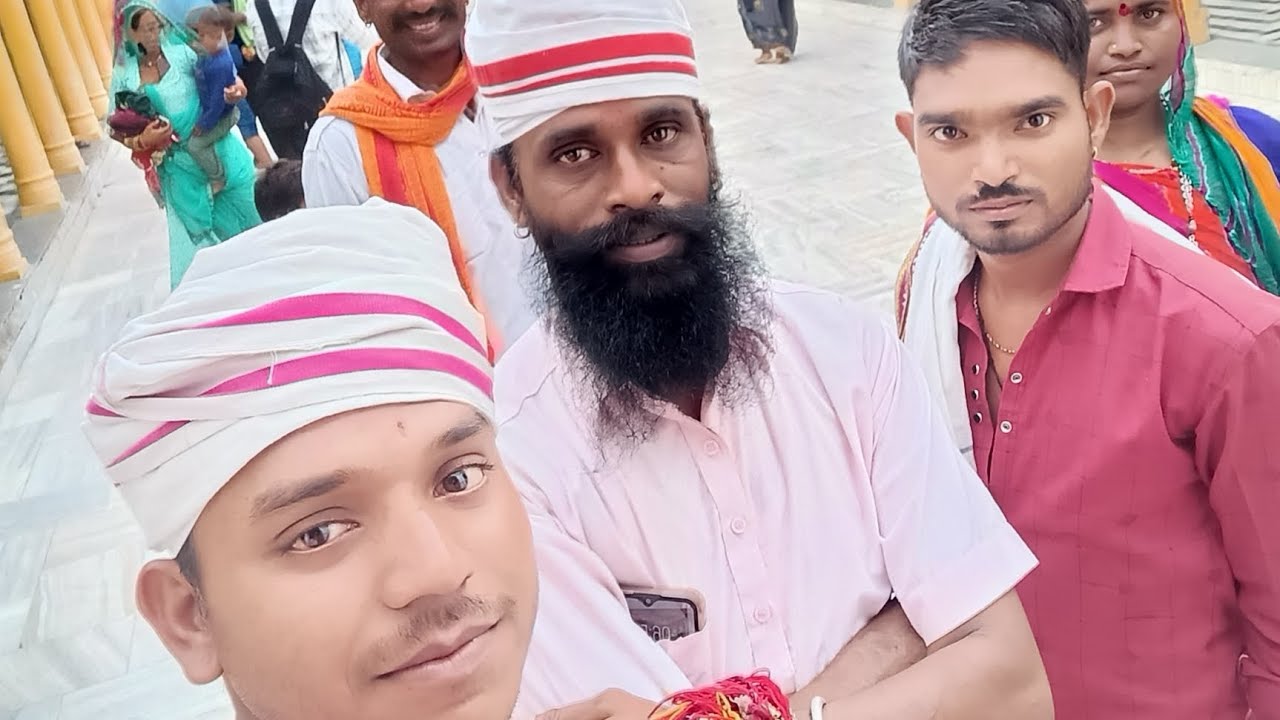मामा जी भजन बामनिया में@थावरसिंग महाराज&कल्लाजी मन्दिर ग्राम सिंगली धाम कुचलगढ़ टिमेडा रोड7073553936