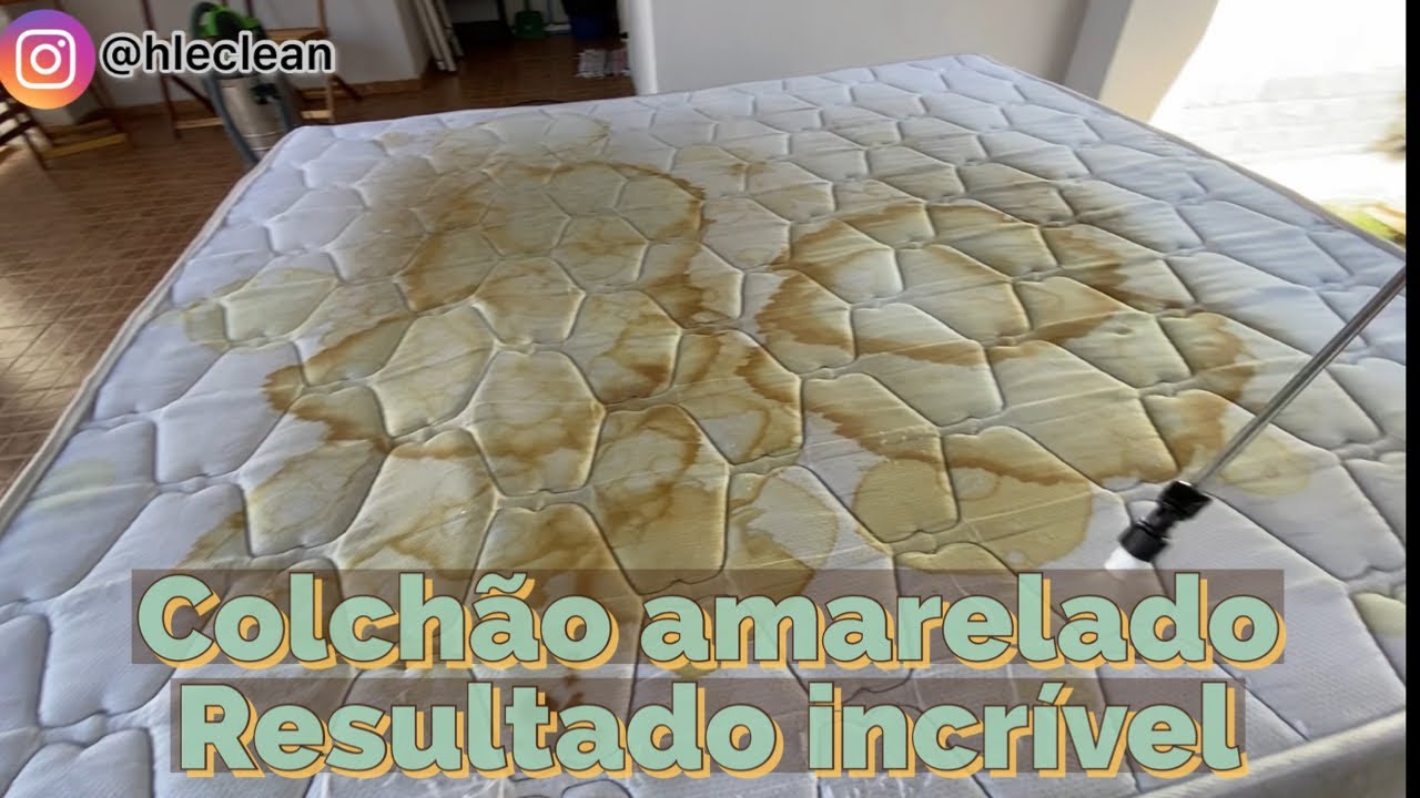 Colchão amarelado e muito manchado