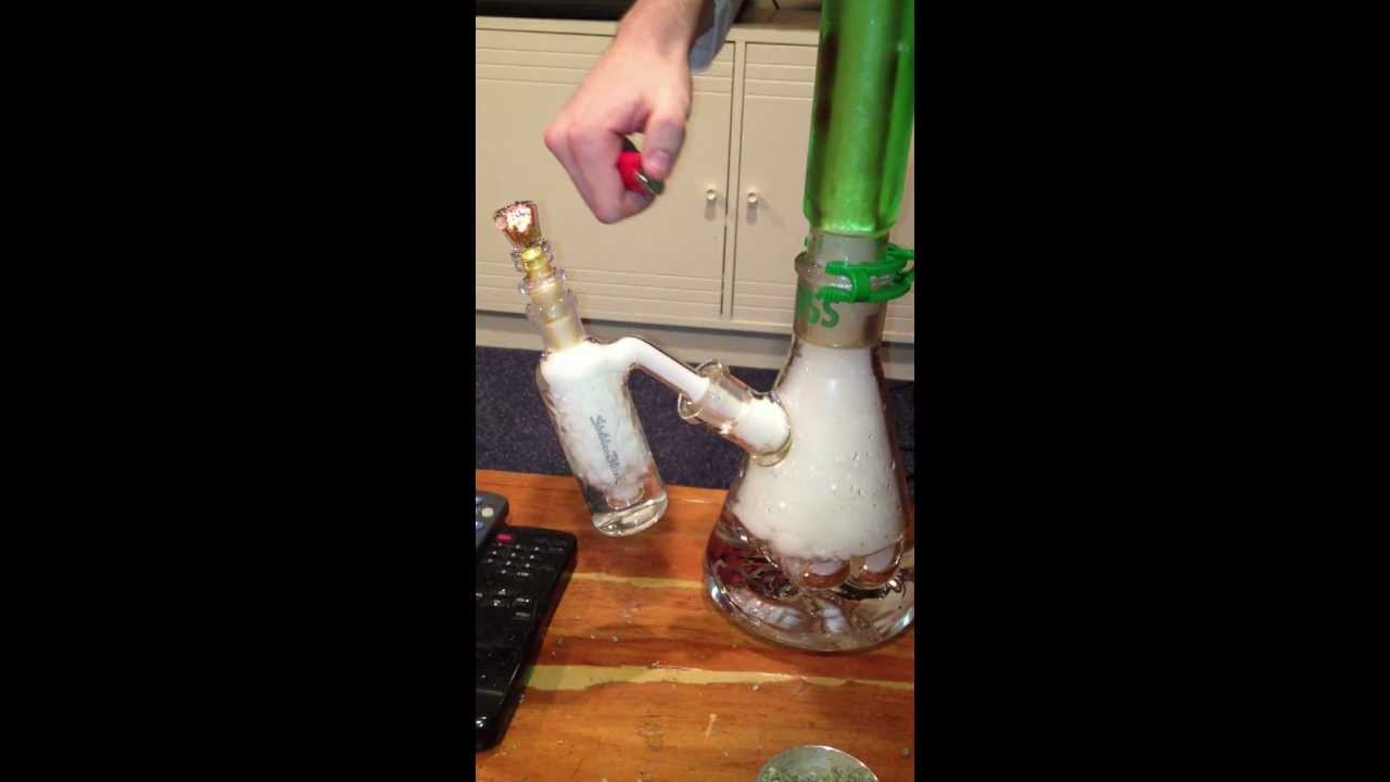 New Sheldon Black Ashcatcher with Hoss Bong
