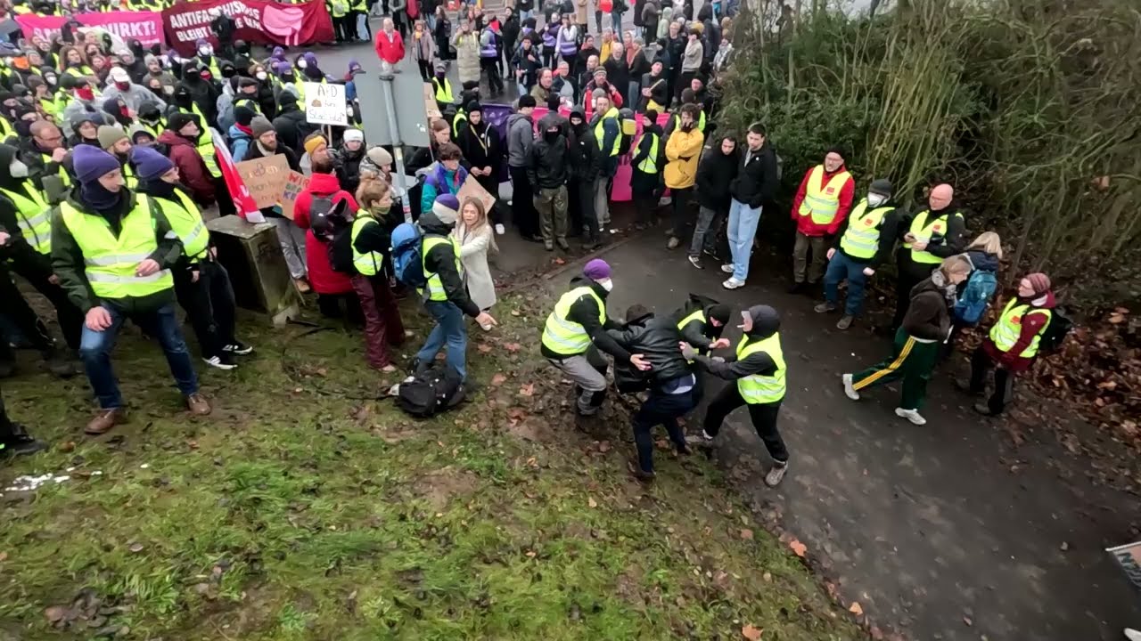 Der Held: AfDler & Schwester angegriffen und k&auml;mpft gegen Antifas in Gie&szlig;en | Mein Mittelhessen