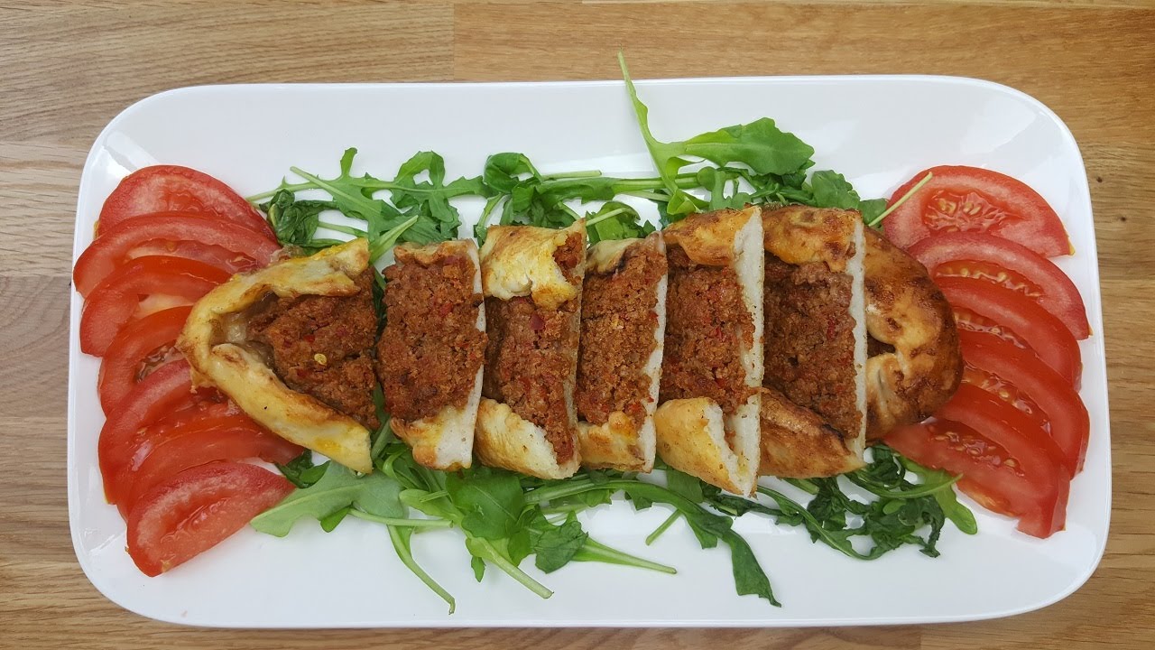 Kıymalı Pide | Rezept Türkische Pide mit Hackfleischfüllung | Glutenfrei | Momis-Kitchen.de