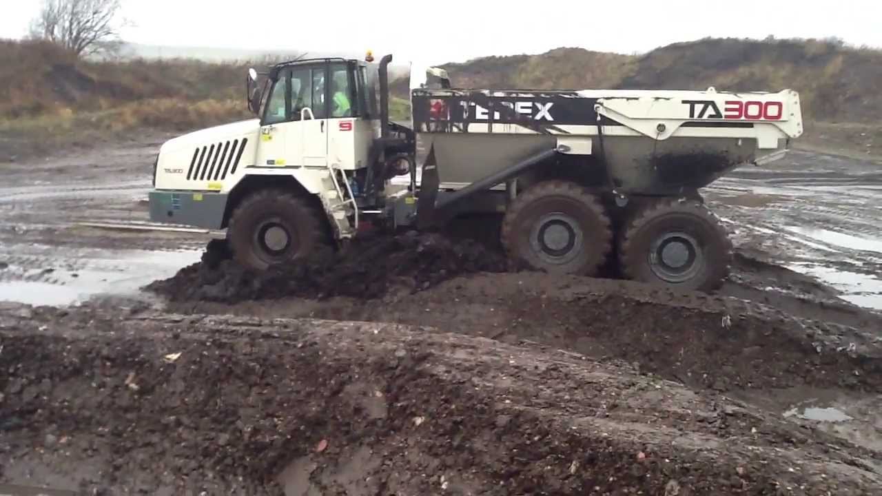 Terex TA300 проходимость по грязи