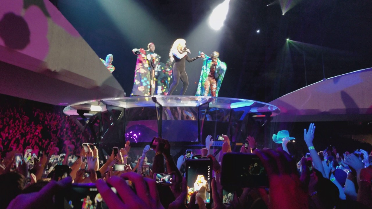 Applause Lady Gaga 4k Tacoma 08/05/2017