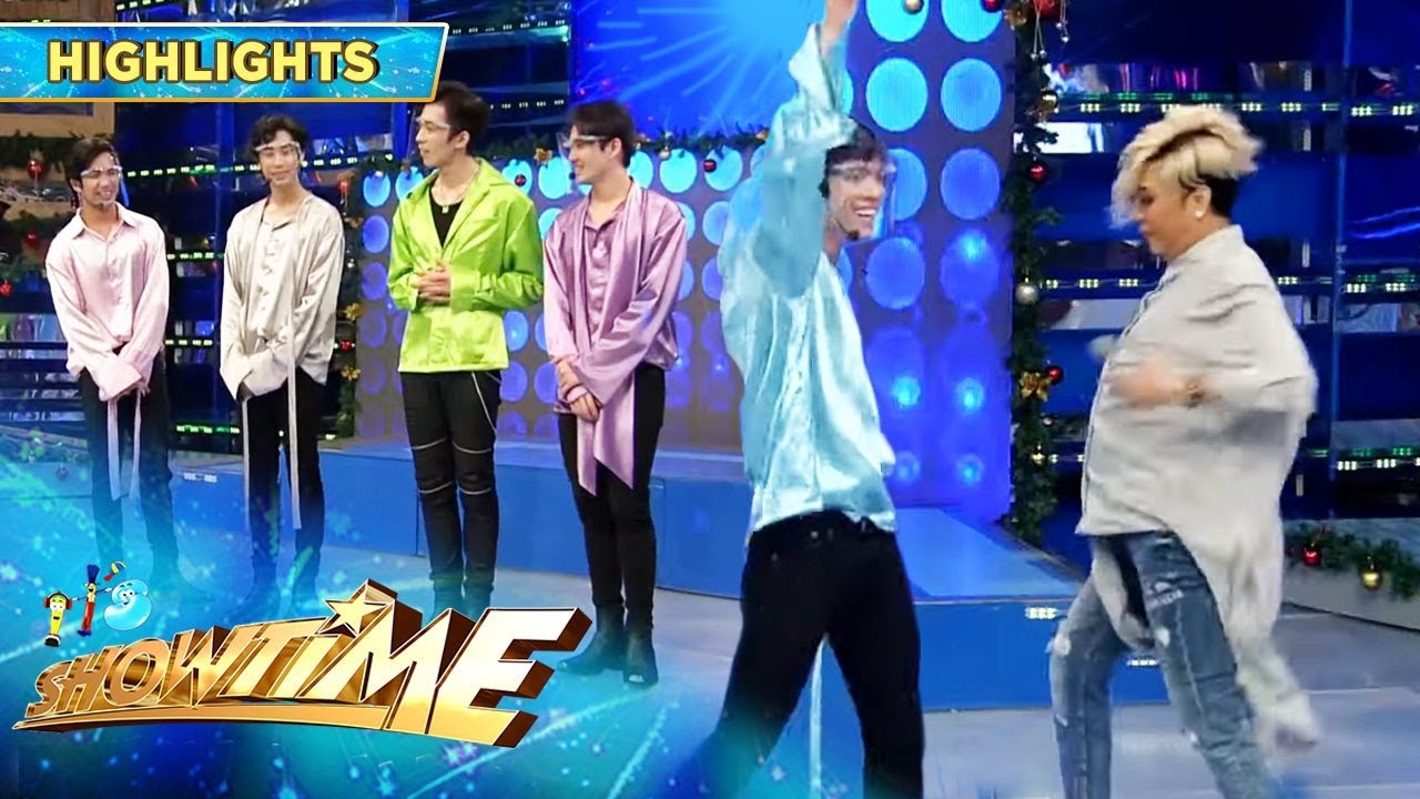 Vice Ganda tries the choreography of Star Hunt Academy Boys | It&rsquo;s Showtime
