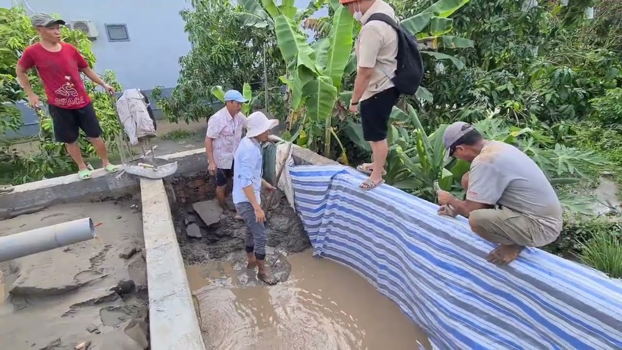 Bơm cát vào nền nhà 2 lần gặp sự cố sạt chân nền/Pumping sand into the floor 2 times has problems