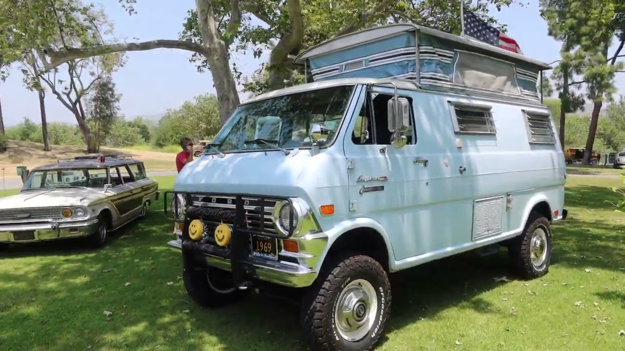 1969 Ford CamperVan 4x4
