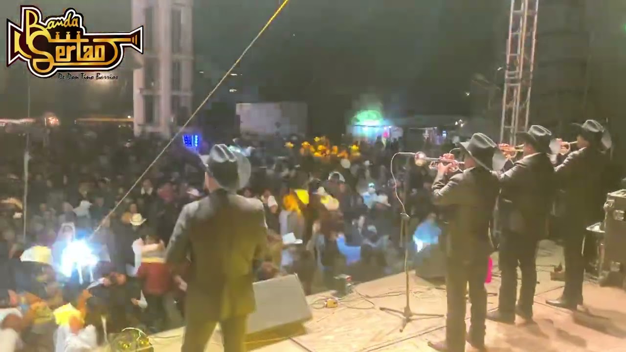 Banda Sertao - Quebradita y Popurrí de Sones (vivo)