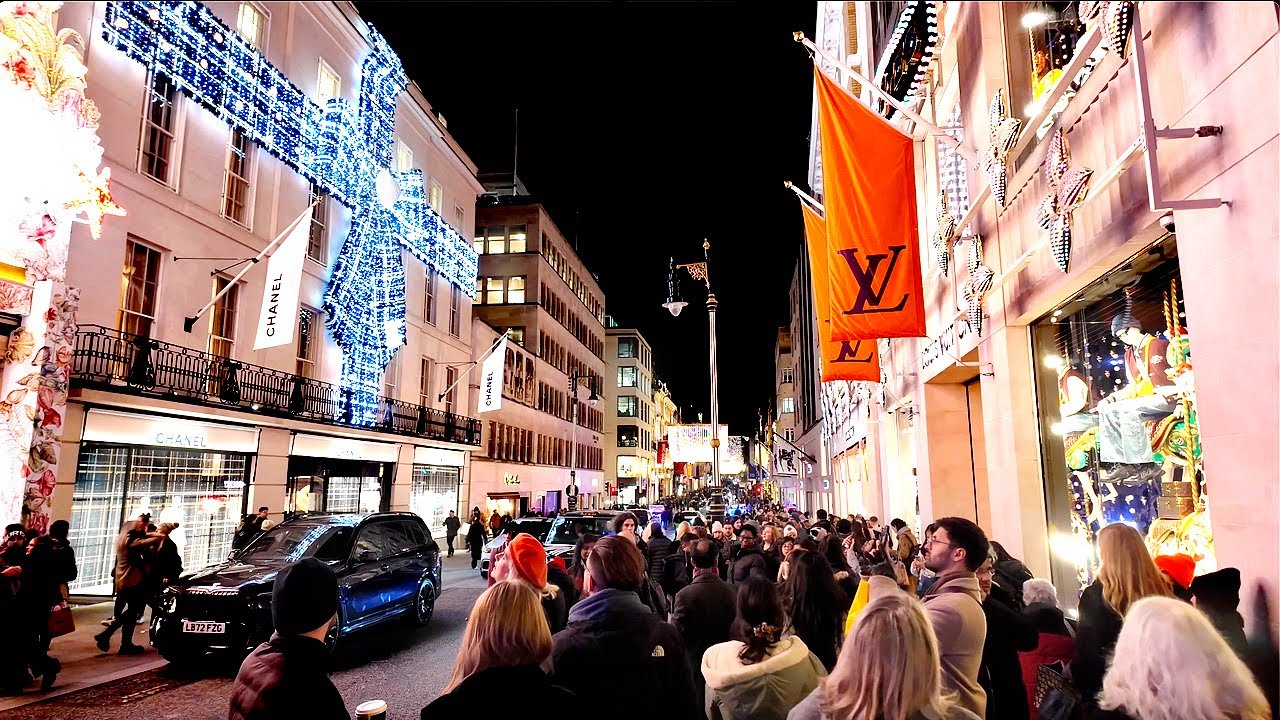 🎅London Christmas Night Walk 2024 |✨ MAYFAIR Christmas Lights & Shops Decorations🎄 [4K]