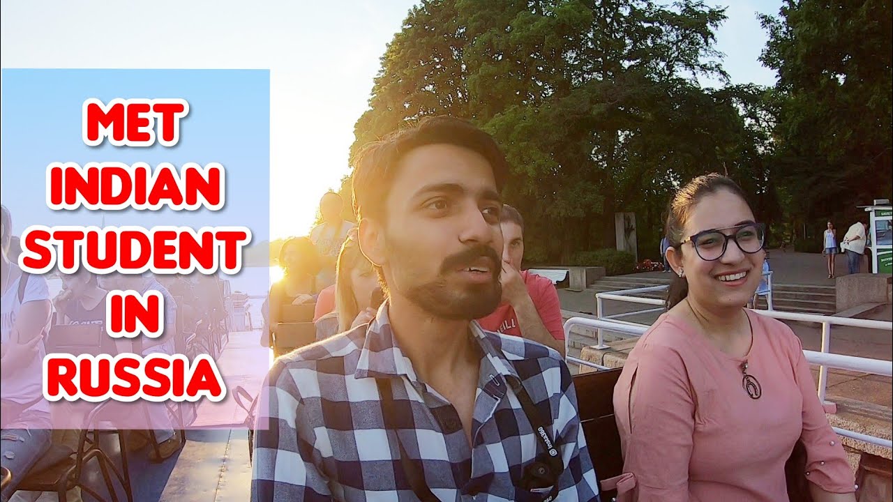 MET INDIAN GIRL STUDENT, INDIAN RESTAURANT IN RUSSIA | Ft. Reet Vlogs